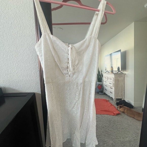 Flynn Skye Eyelet mini Dress - Picture 3 of 4